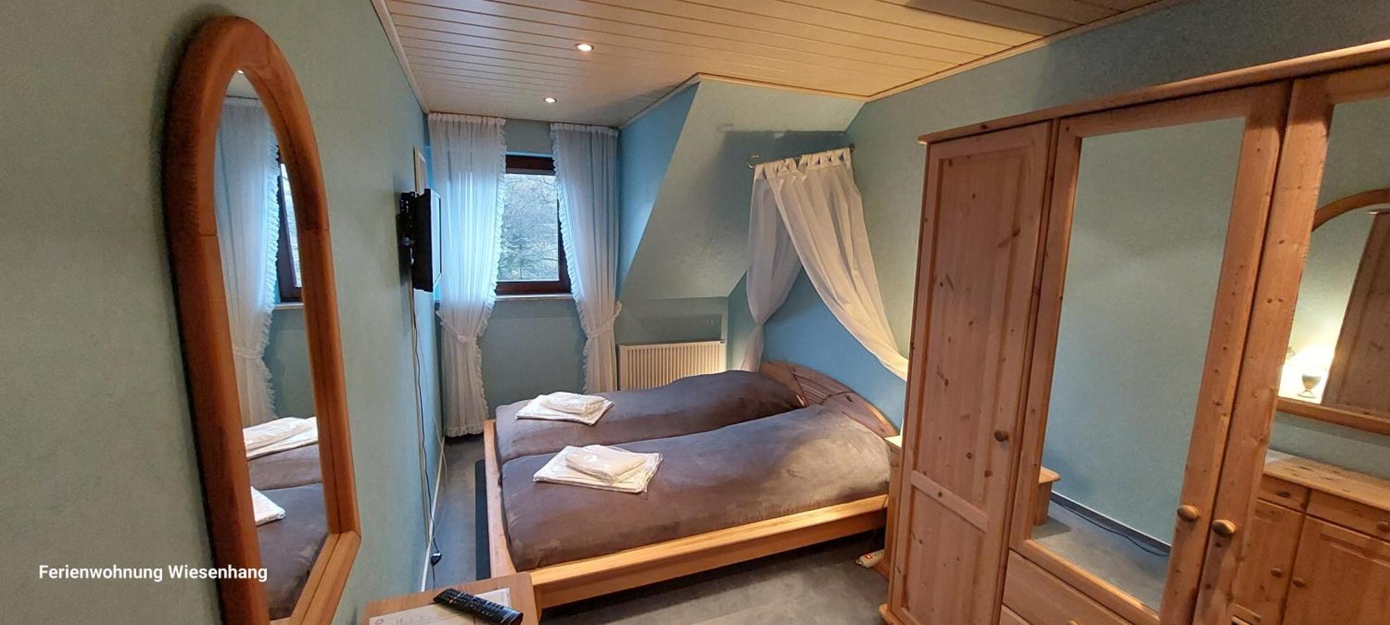 Ferienwohnung Wiesenhang Apartment